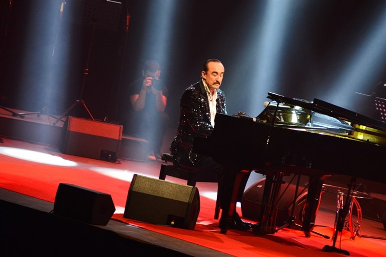 The Piano Duel at Beirut Holidays